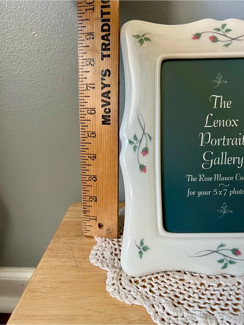 Lenox ceramic picture