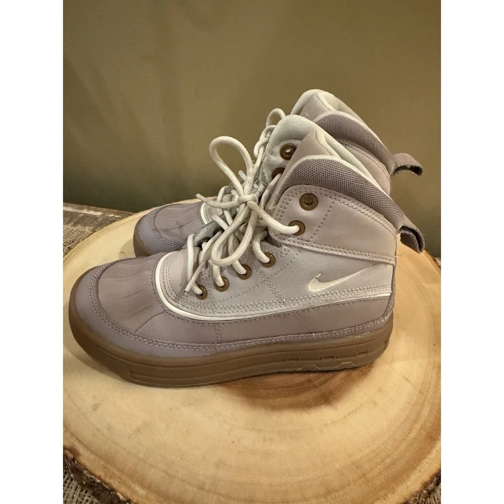 Nike youth kids
