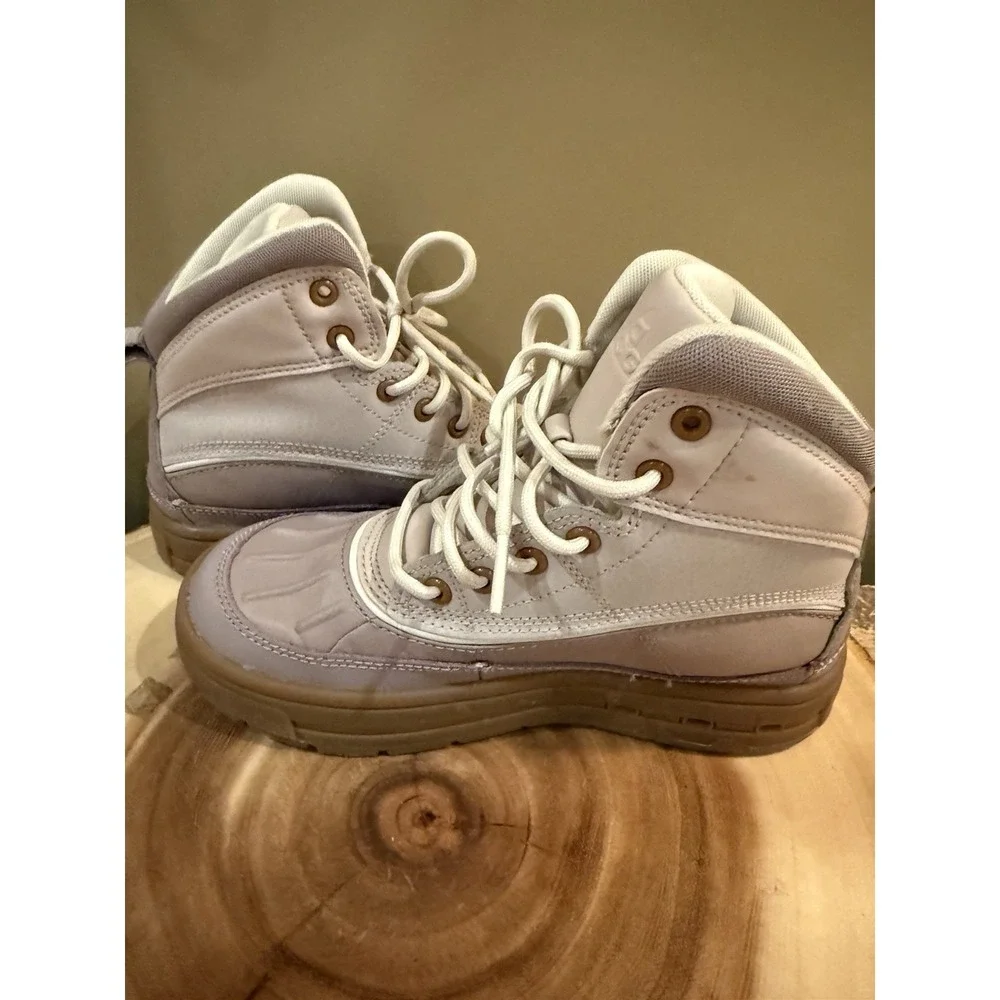 Nike youth kids