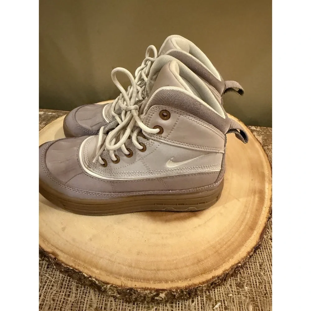 Nike youth kids