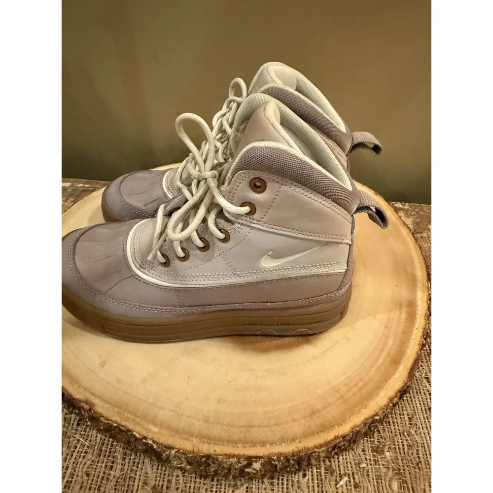 Nike youth kids