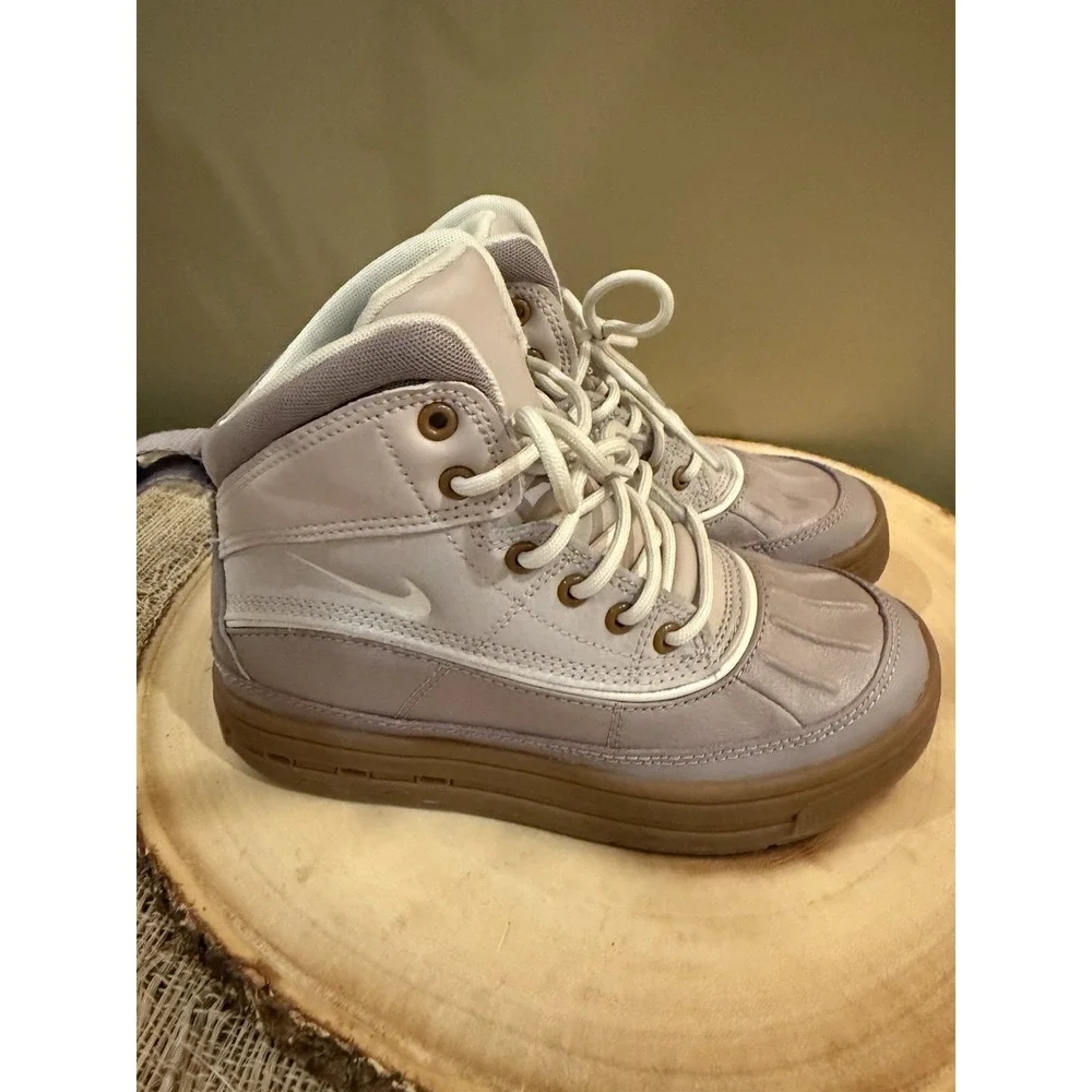 Nike youth kids