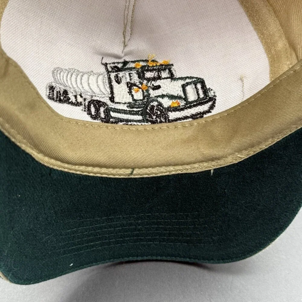 Beaver Caps great preloved