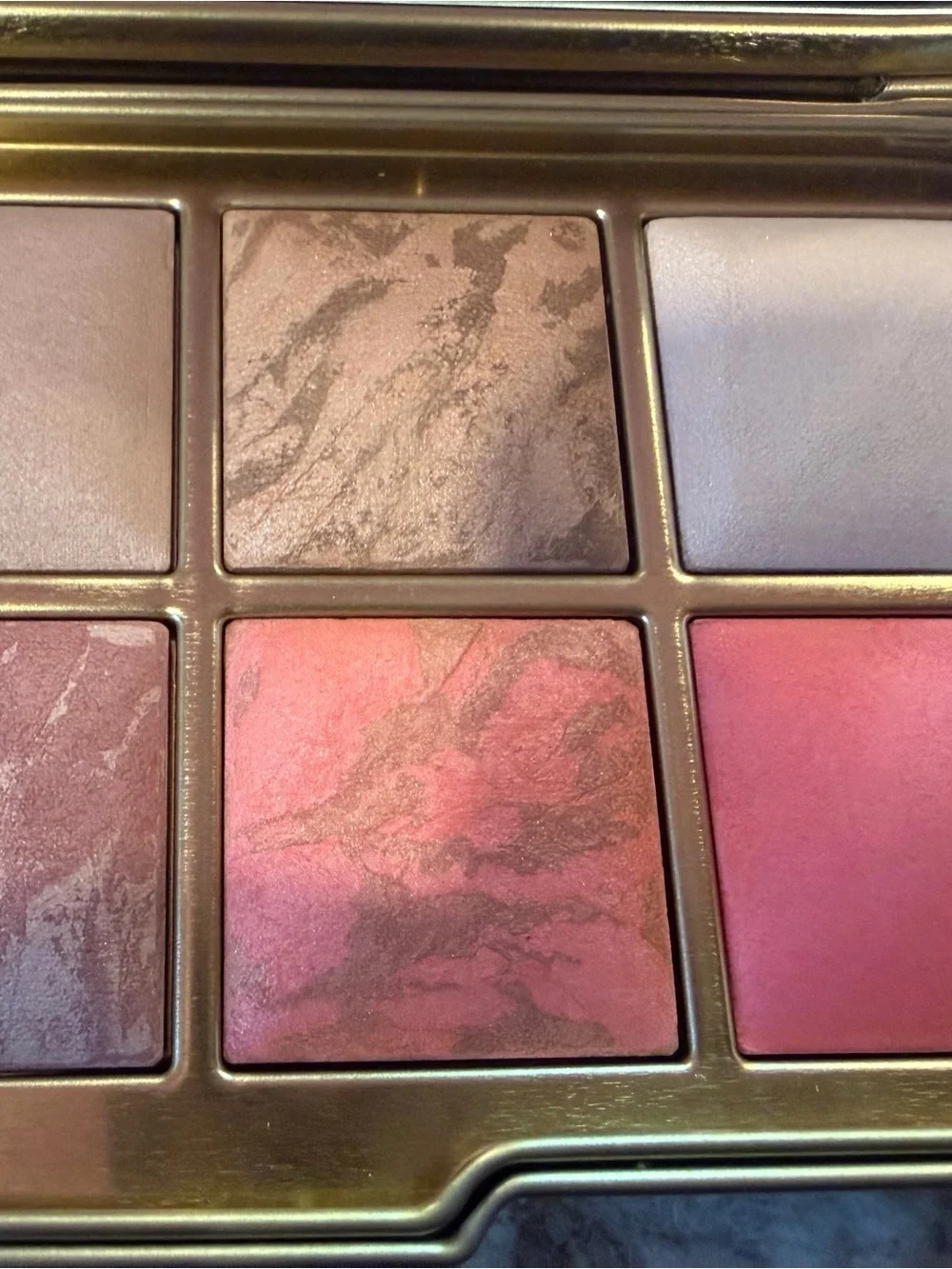 Hourglass cosmetics ambient