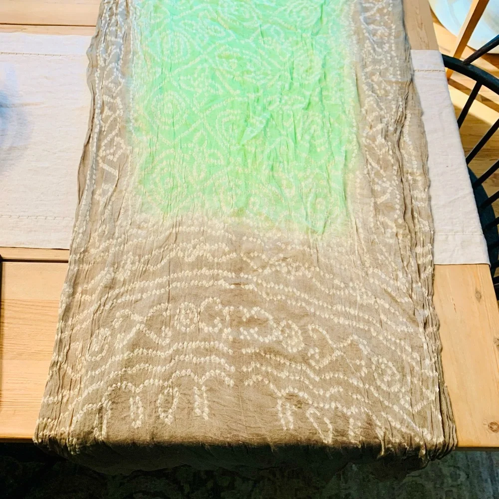 N/A silk green
