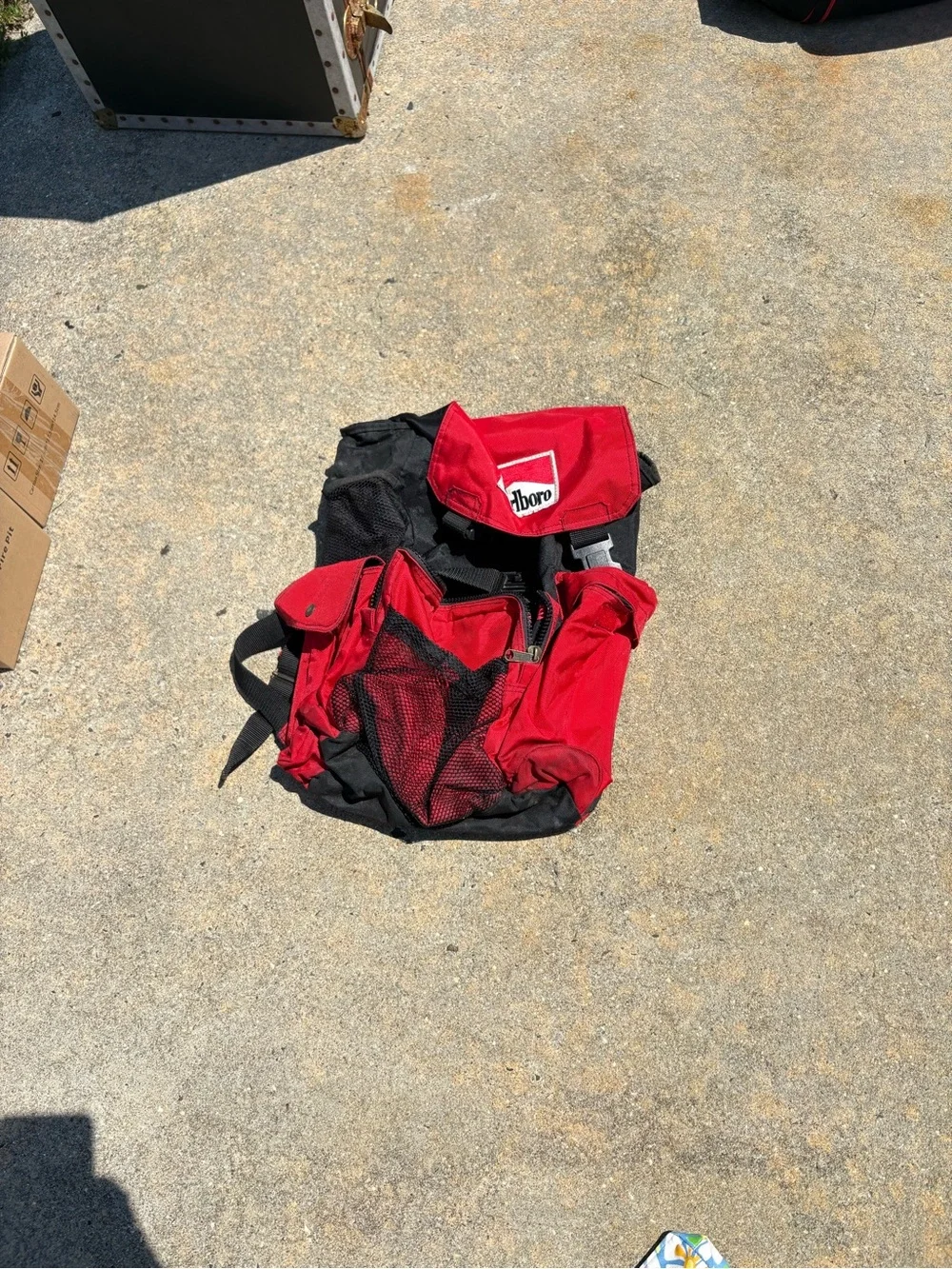 Marlboro durable duffle