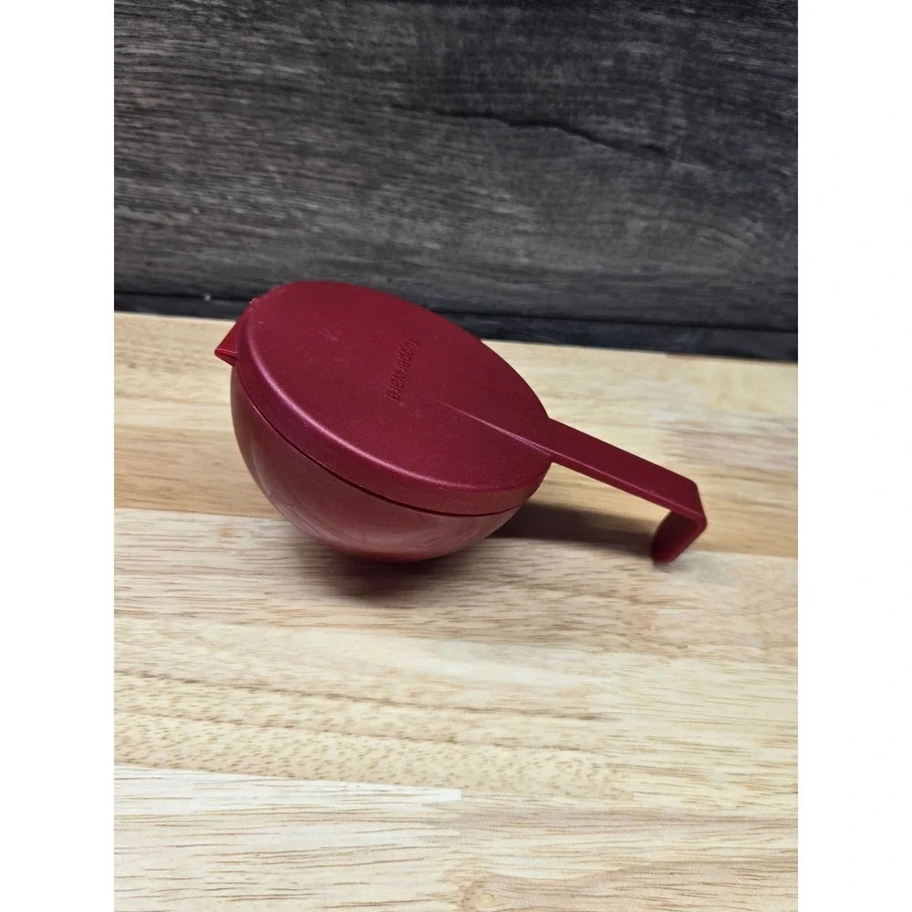Tupperware Jr. Forget Me Not Containers  Red 4518B-2 tomato onion keeper
