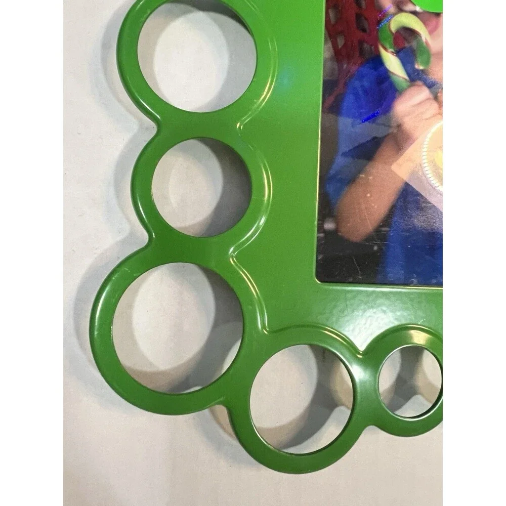 IKEA green holds