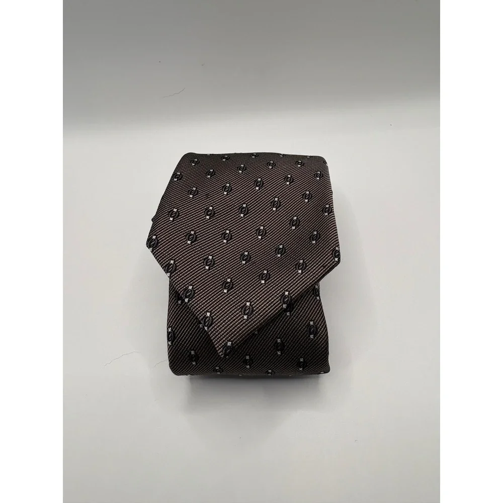 Michael Kors Mens Silk Necktie Brown Geometric Pattern Silk Tie 3.25 Inch Width