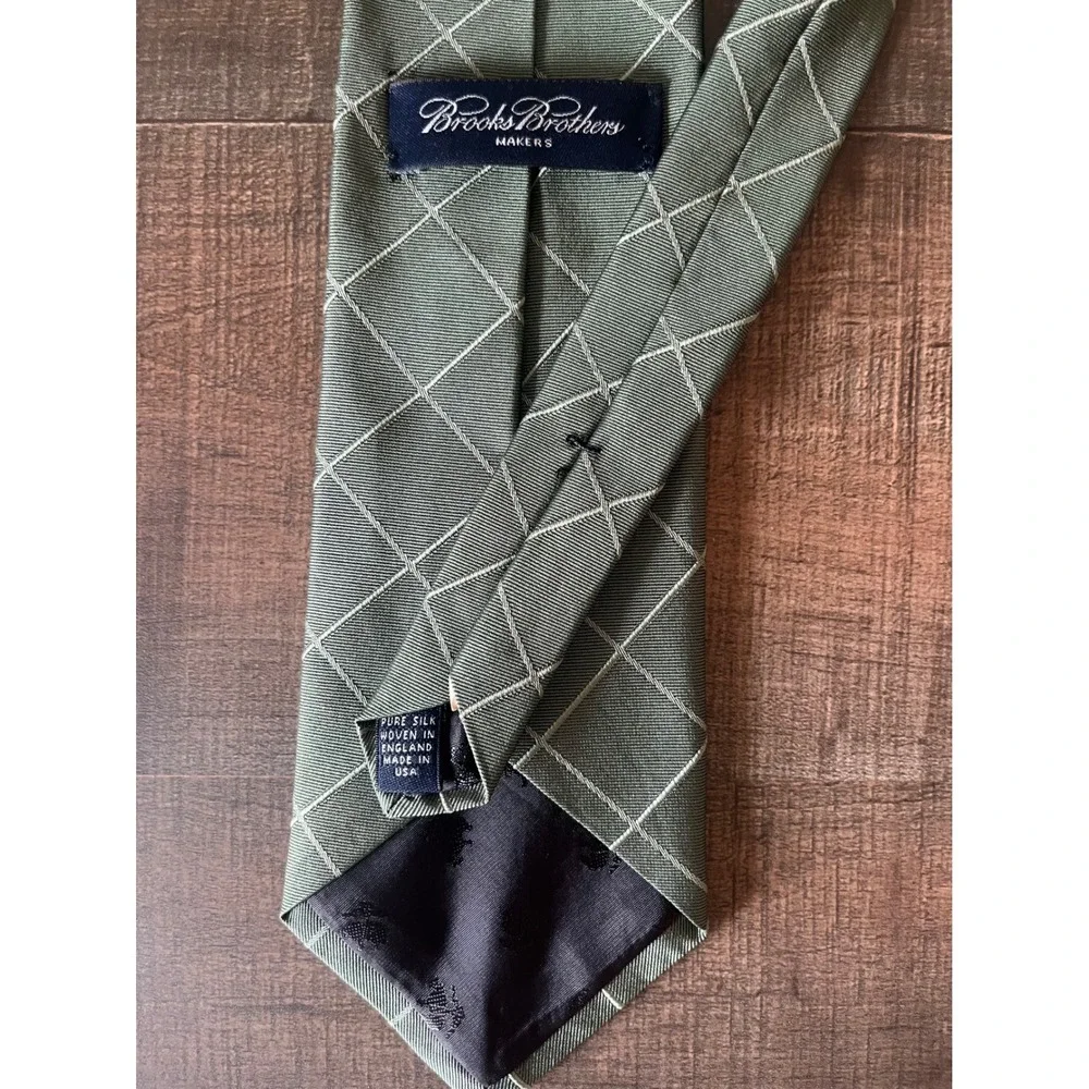 Brooks Brothers from brooks settings