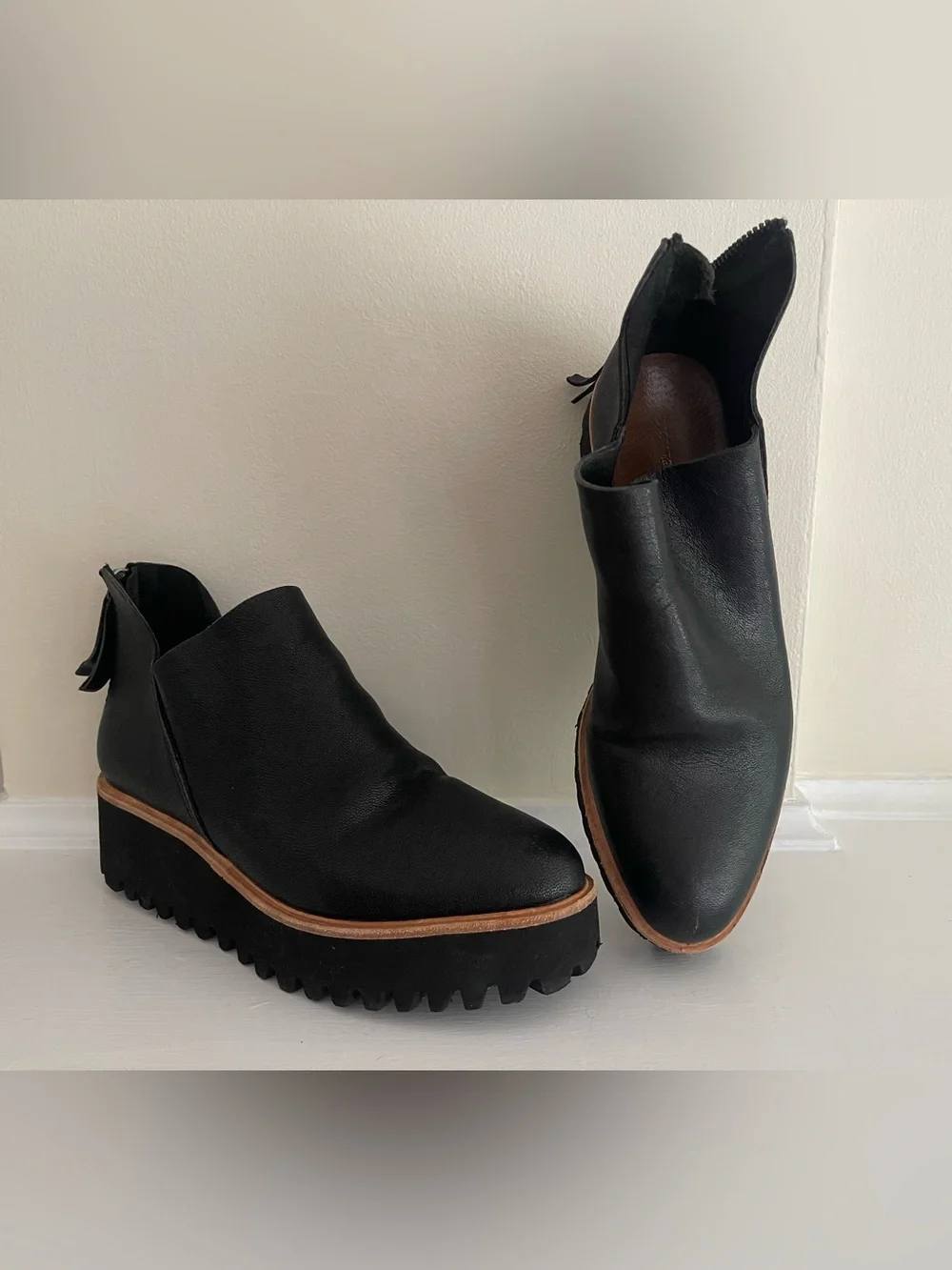 All Black modern black