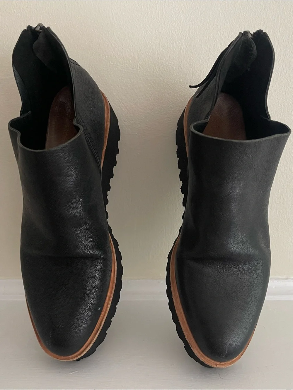All Black modern black