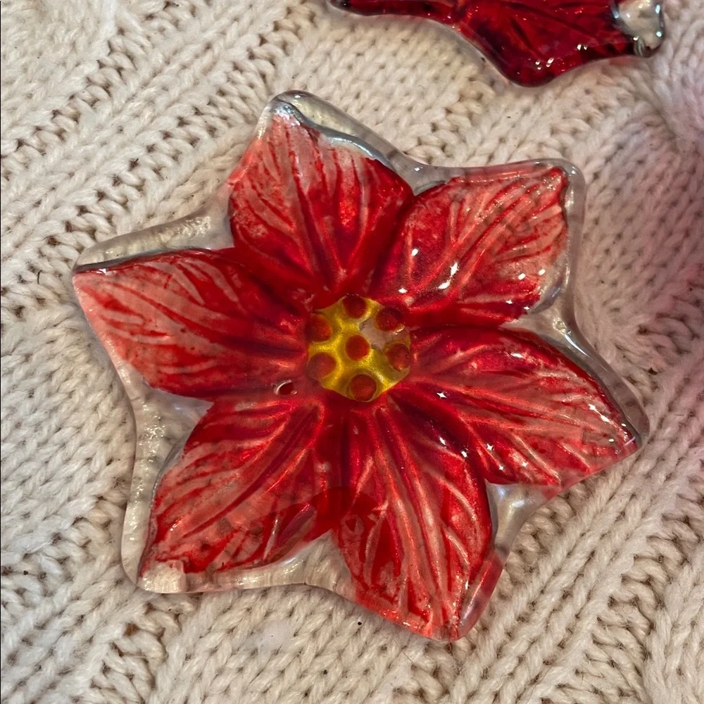 unbranded red glass