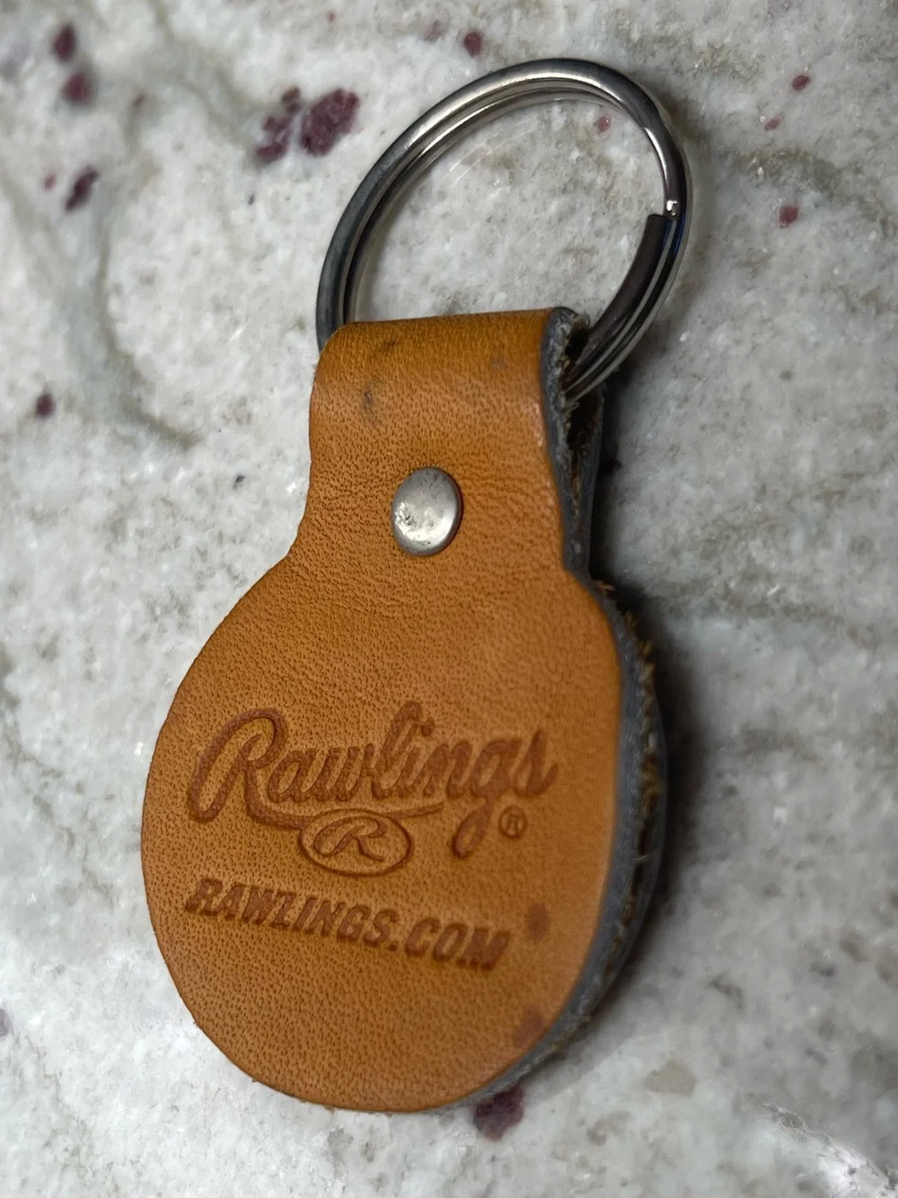 Rawlings Heart of the Hide Leather Key Chain Key Ring Keychain Light Brown Bull