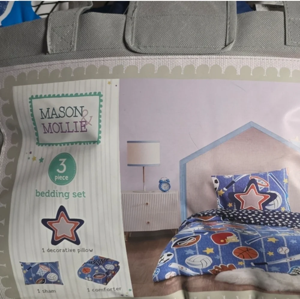 Mason & Mollie brand new