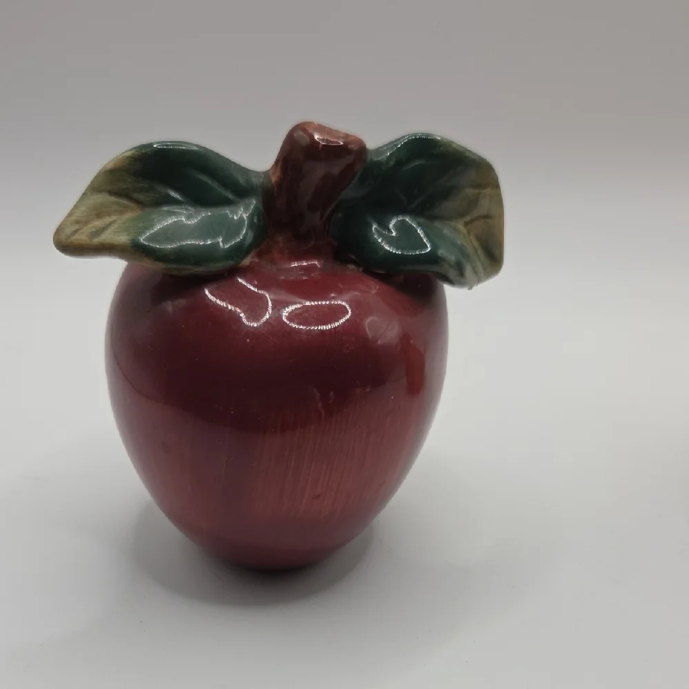 Sakura salt pepper