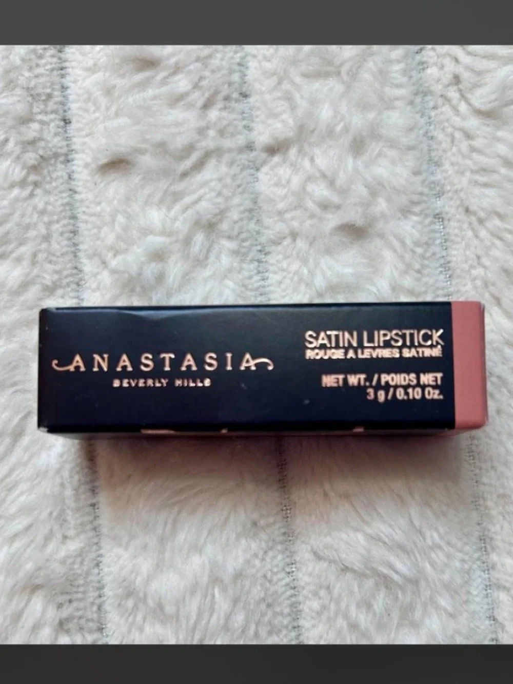 Anastasia Beverly Hills Satin Lipstick in taupe beige Mauve Pink