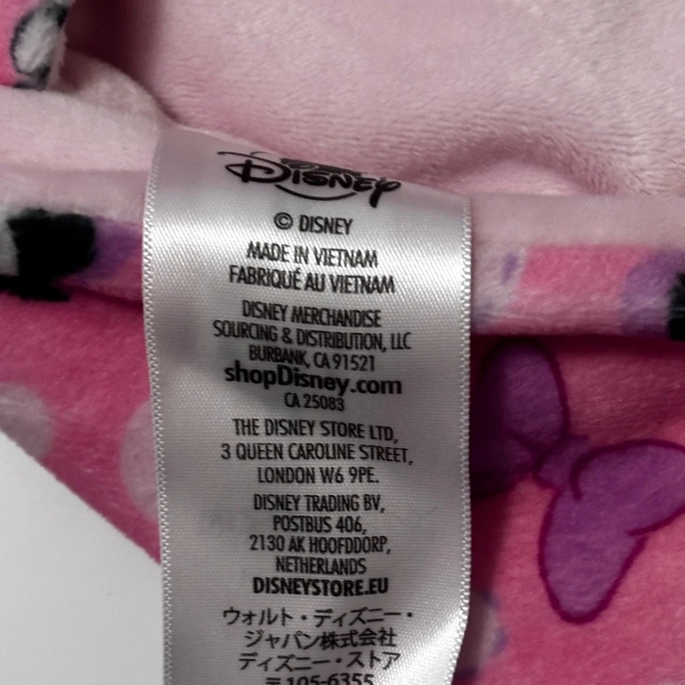 Disney hat color