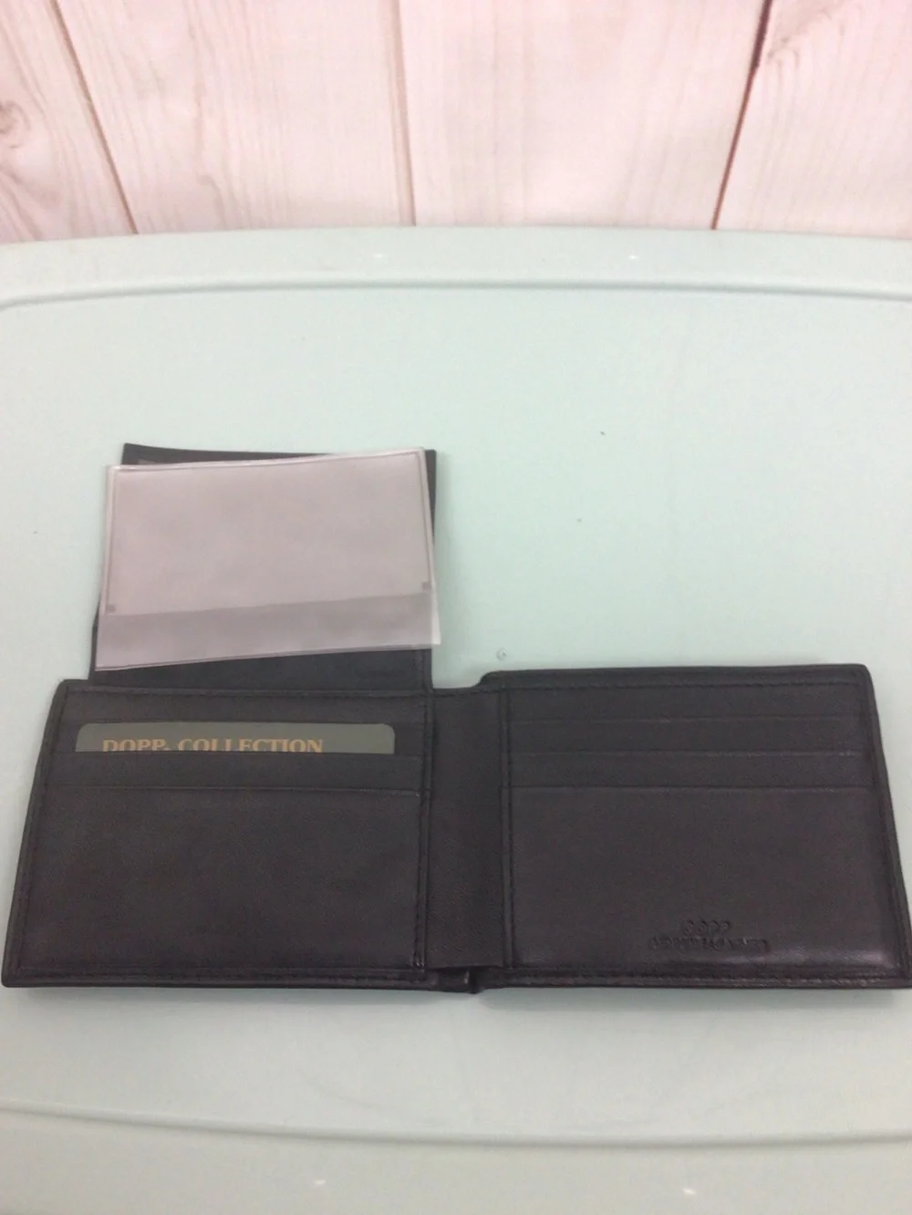 Dopp branded bifold