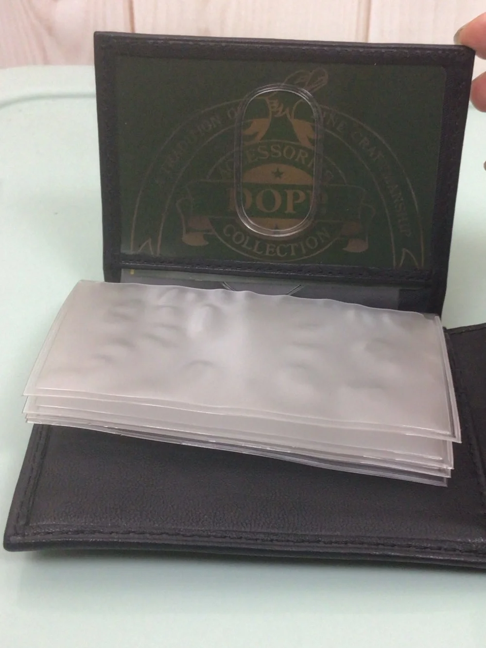 Dopp branded bifold