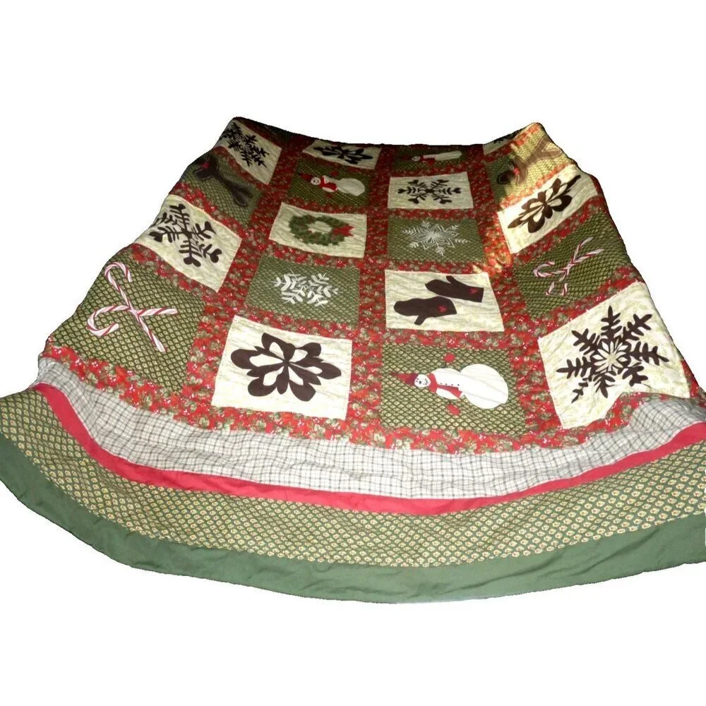 Kohl's HOME CLASSICS Christmas green, red & tan blanket quilt KING 100 x 85
