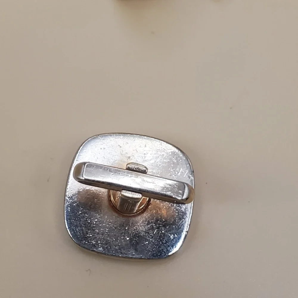 Hickok vtg white