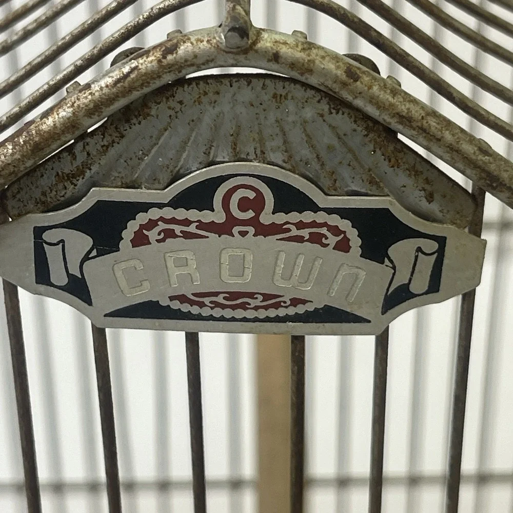 Crown vintage brand