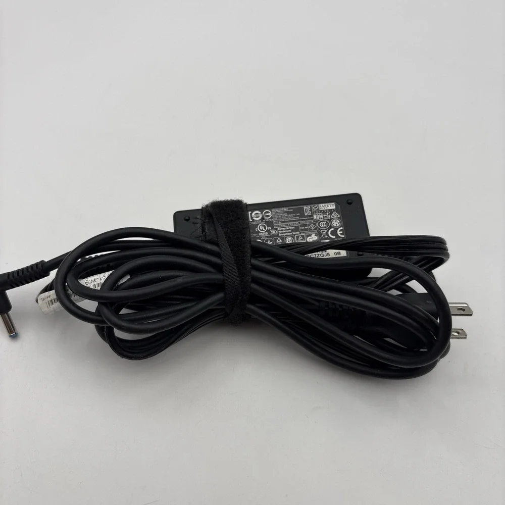 Genuine 45W Blue tip AC Adapter Charger For HP 740015-002 741727-001 19.5V 2.31A