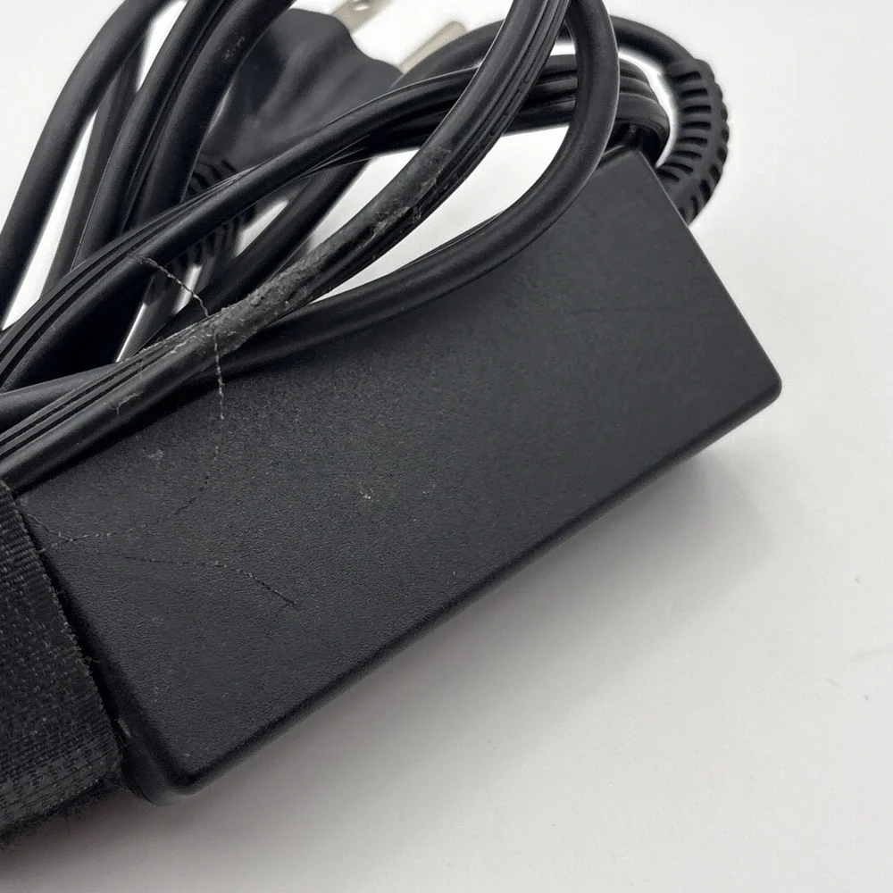 HP genuine 45w