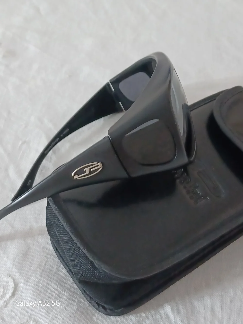 & Other Stories regular navigator glasses
