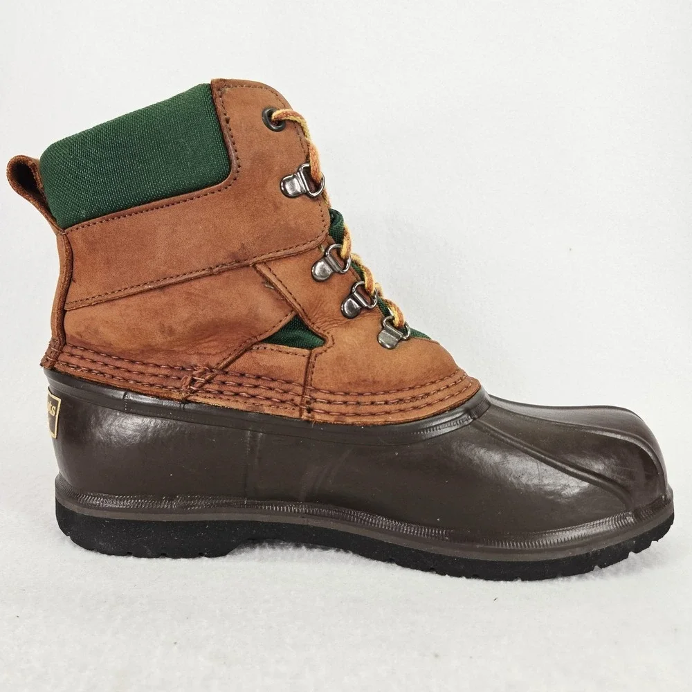 L.L. Bean fit canvas