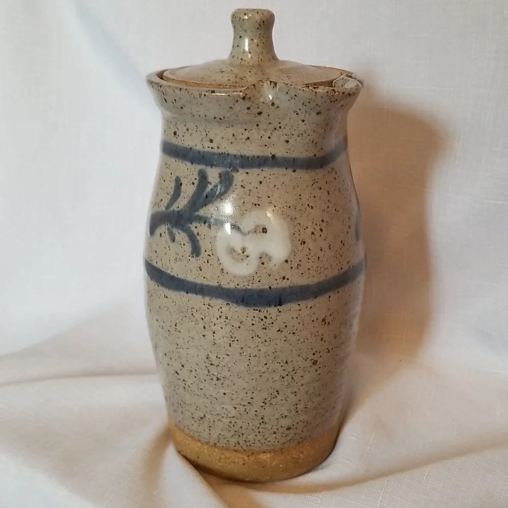HB vintage stoneware