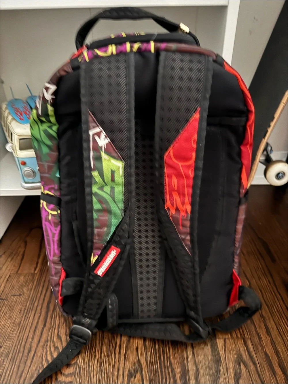 Sprayground bold bugs