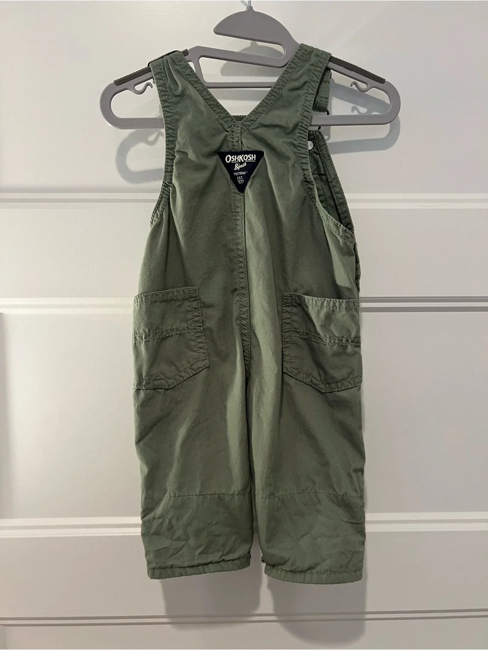 OshKosh Bgosh classic olive