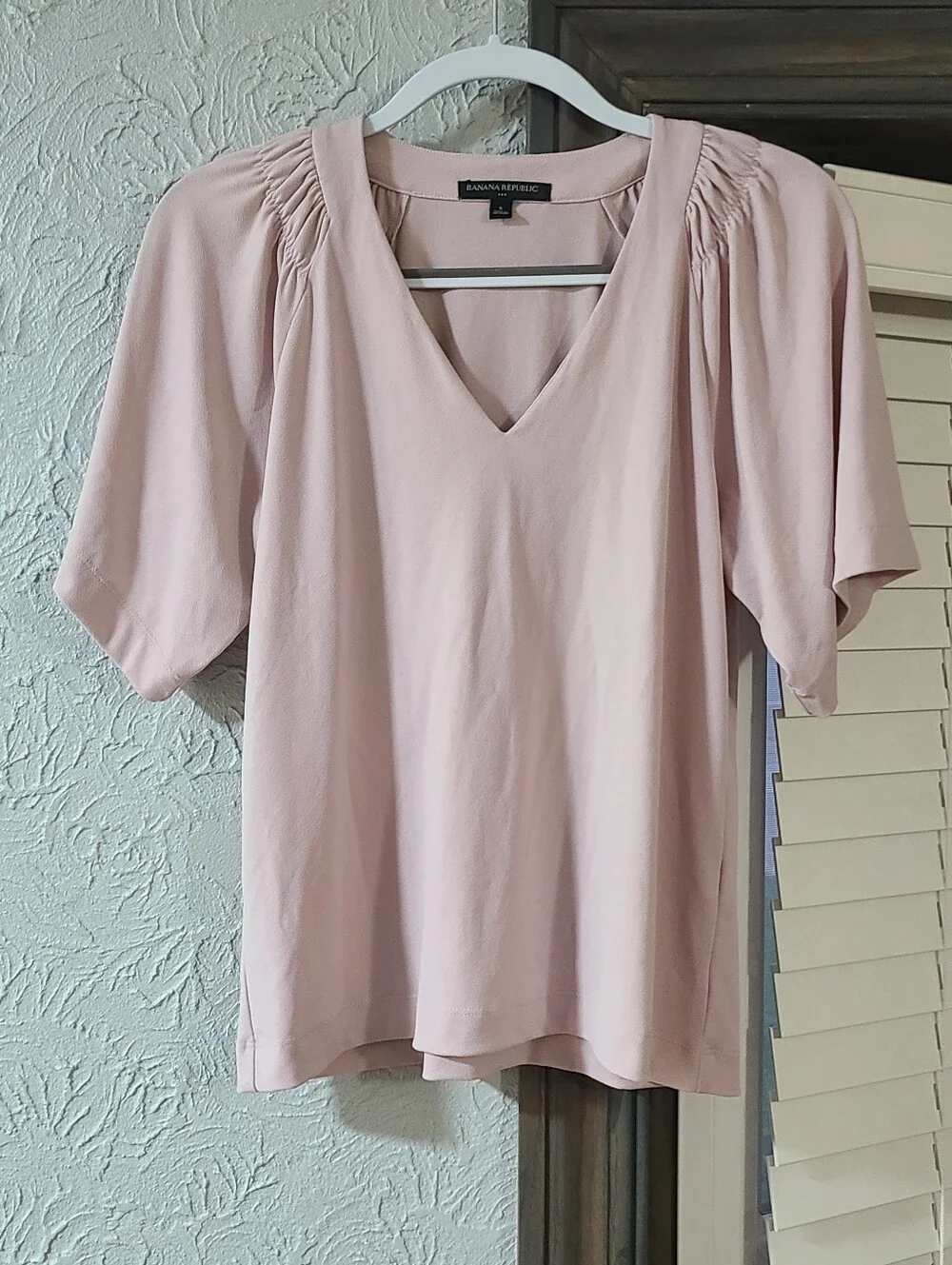 Banana Republic soft blush