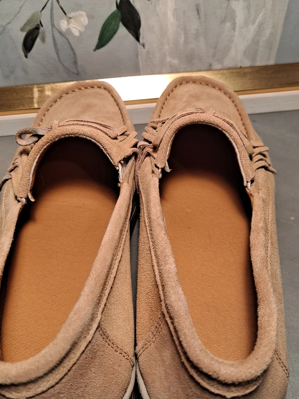Ruiatoo comfortable suede