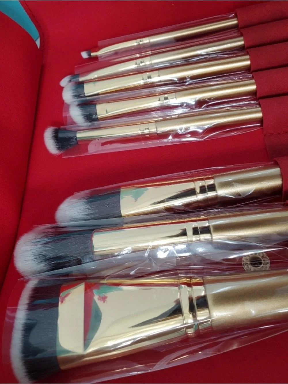 LUXIE 8Pc Makeup Full Face Brush Set Gold Handles NWT