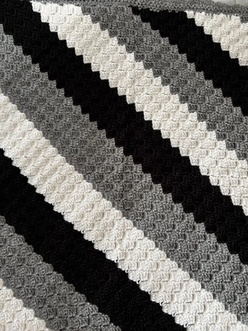 N/A photo white