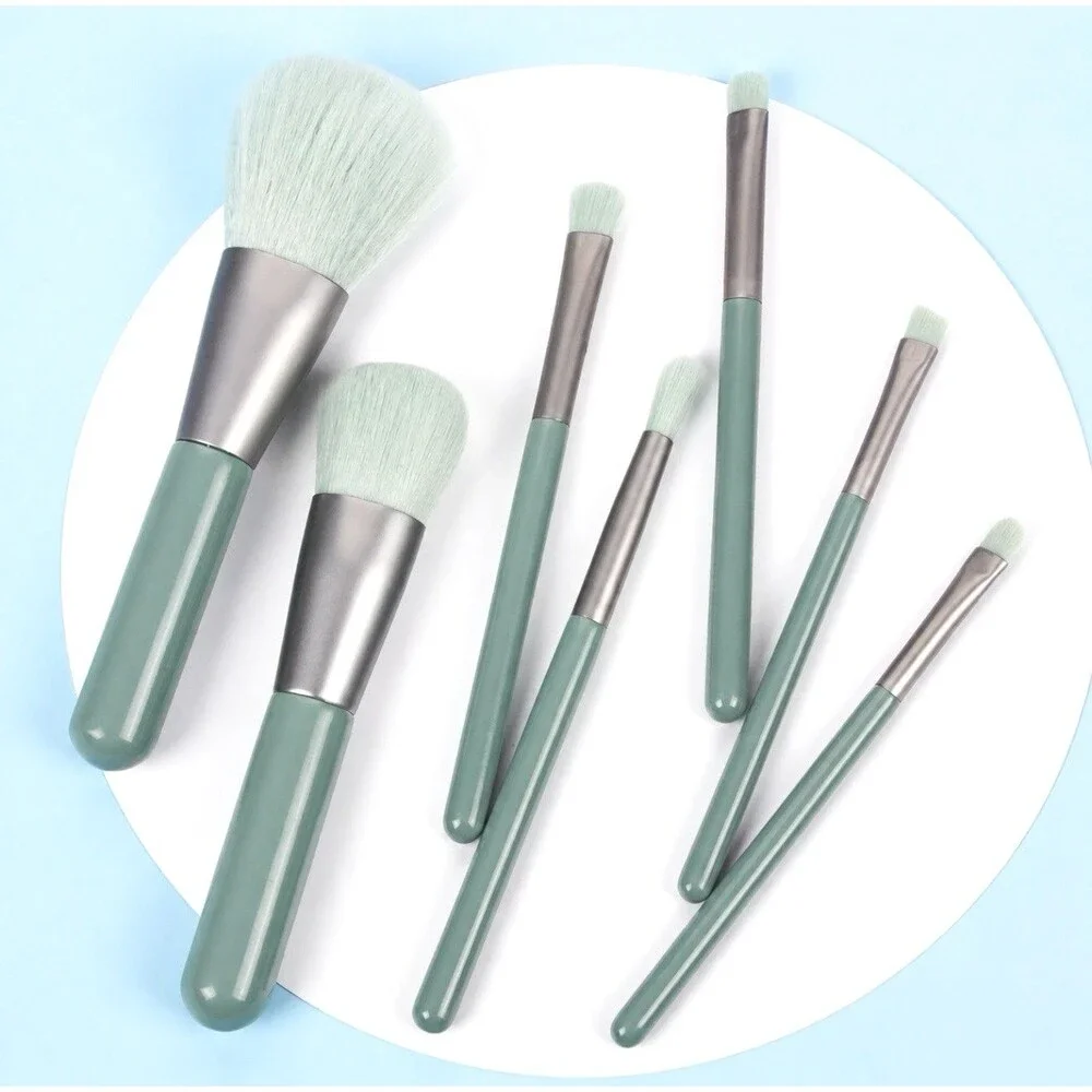 Professional 7-Piece Makeup Brush Set With Travel Case Pastel Green NEW