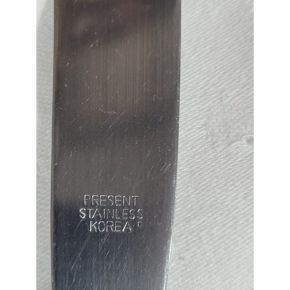 4 Present Stainless Korea Knives Pistol Grip Handles