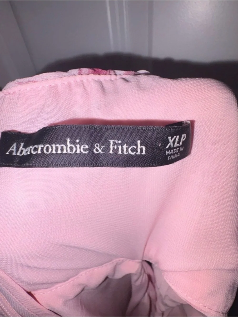 Abercrombie & Fitch reposhing this