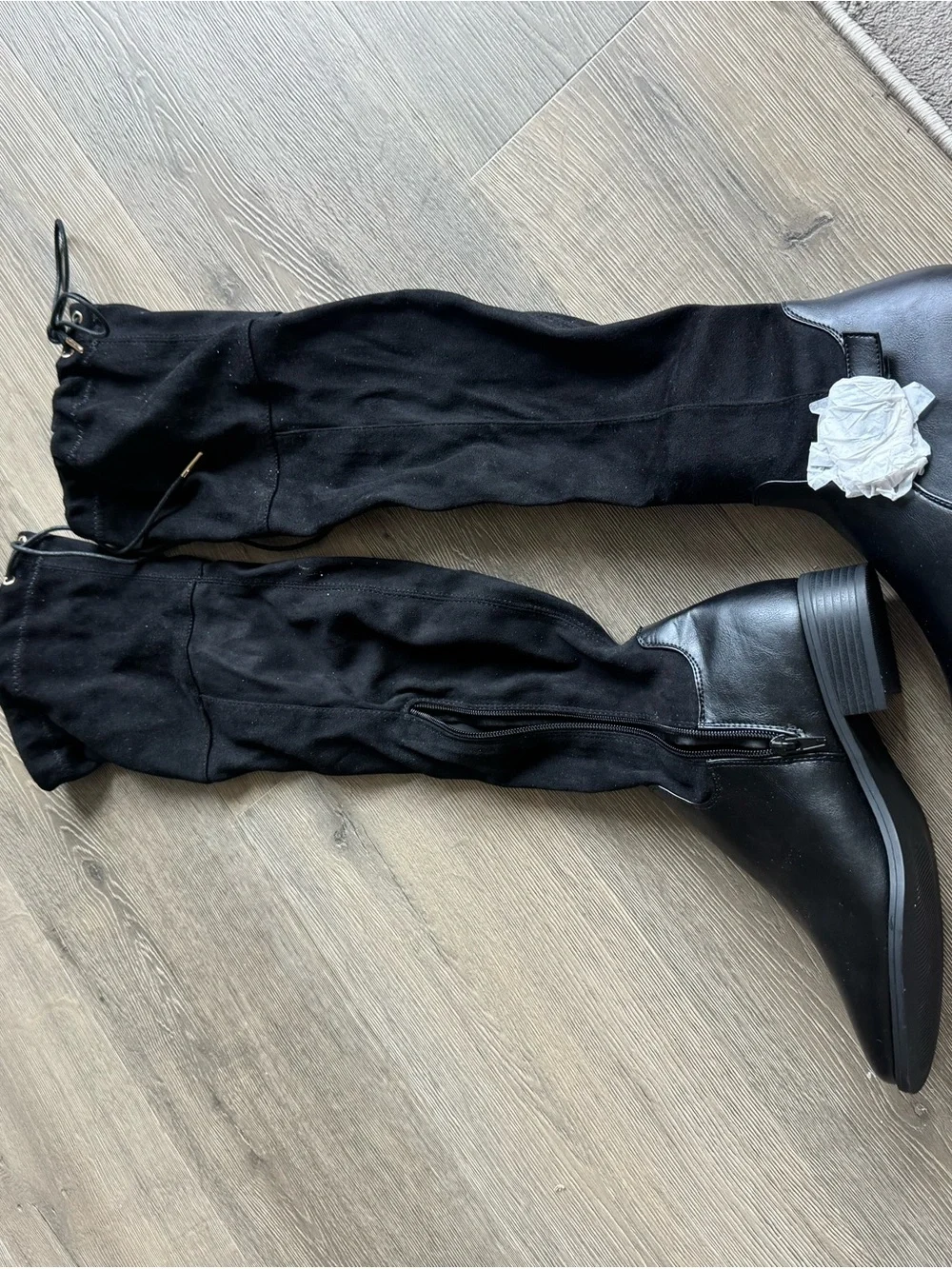 Shoe Dazzle sleek over