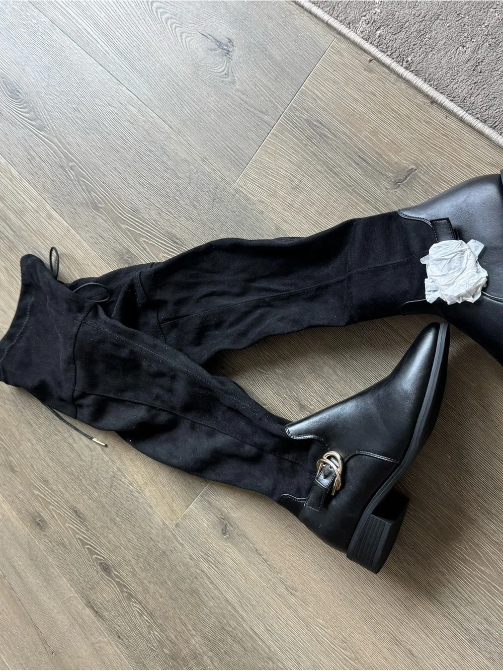 Shoe Dazzle sleek over