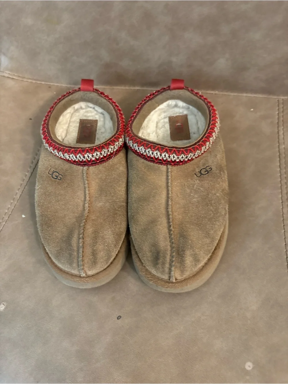 UGG popular tazz