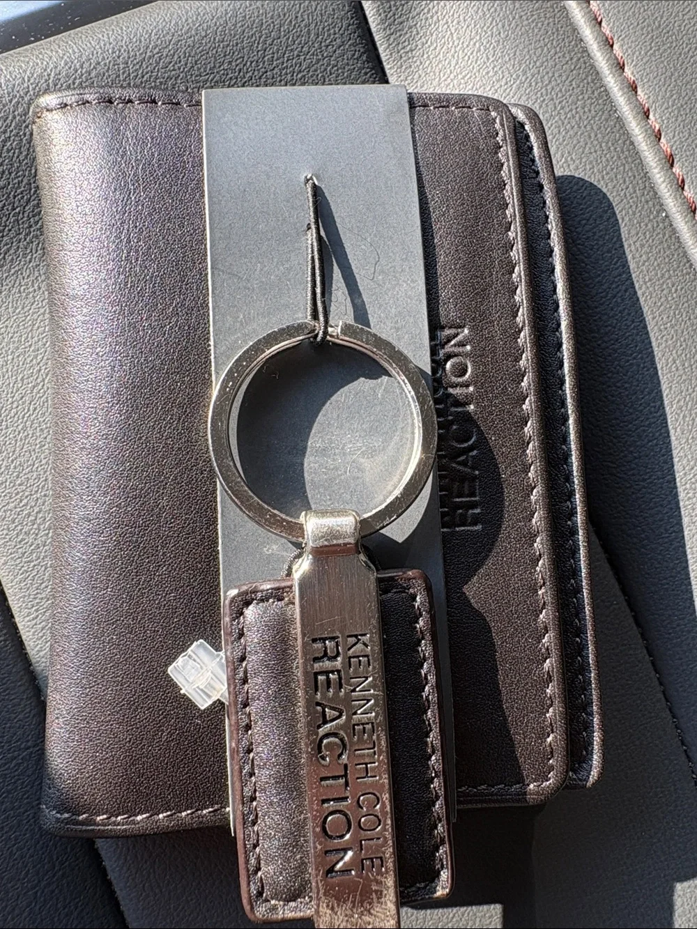 Kenneth Cole Reaction key branded