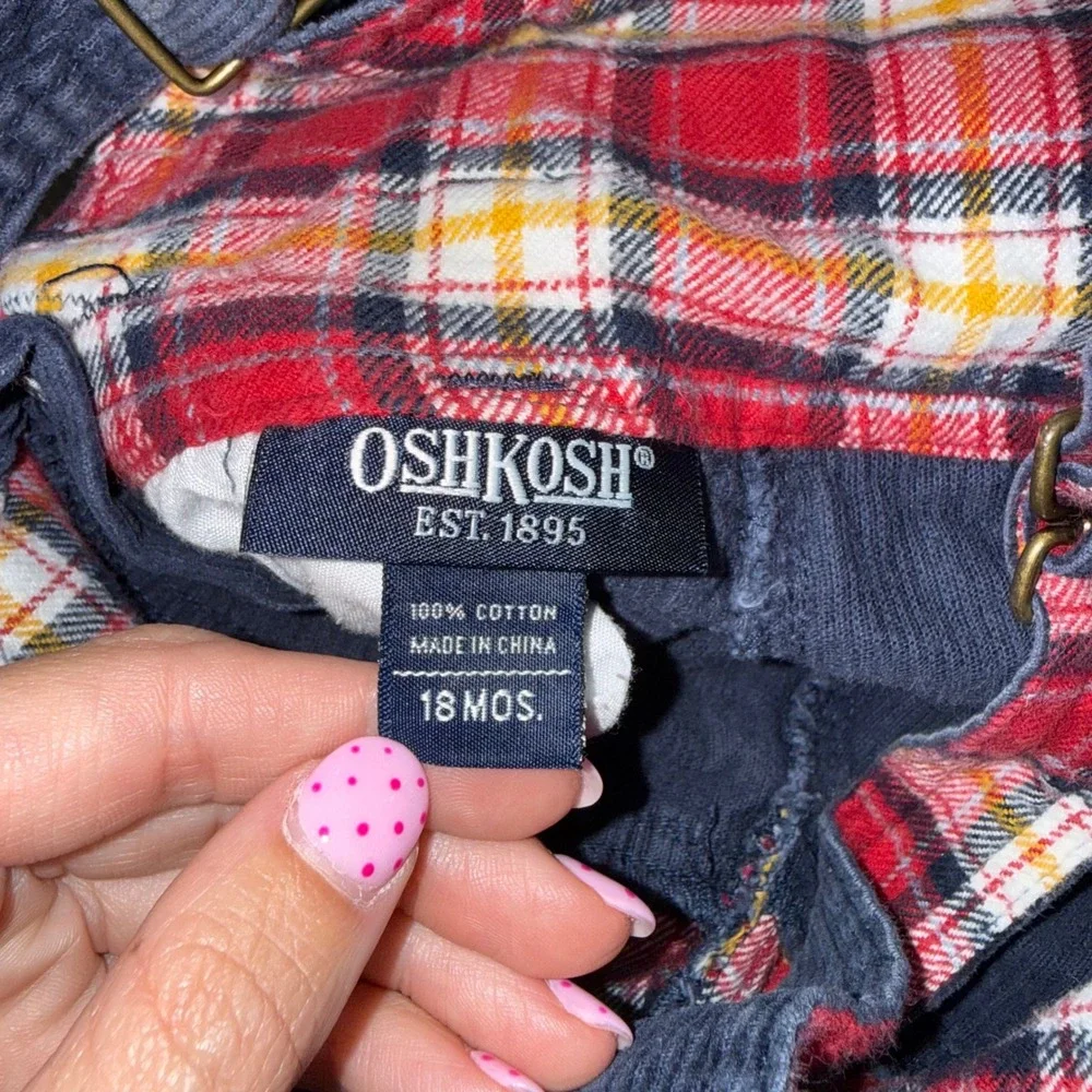 OshKosh Bgosh classic navy