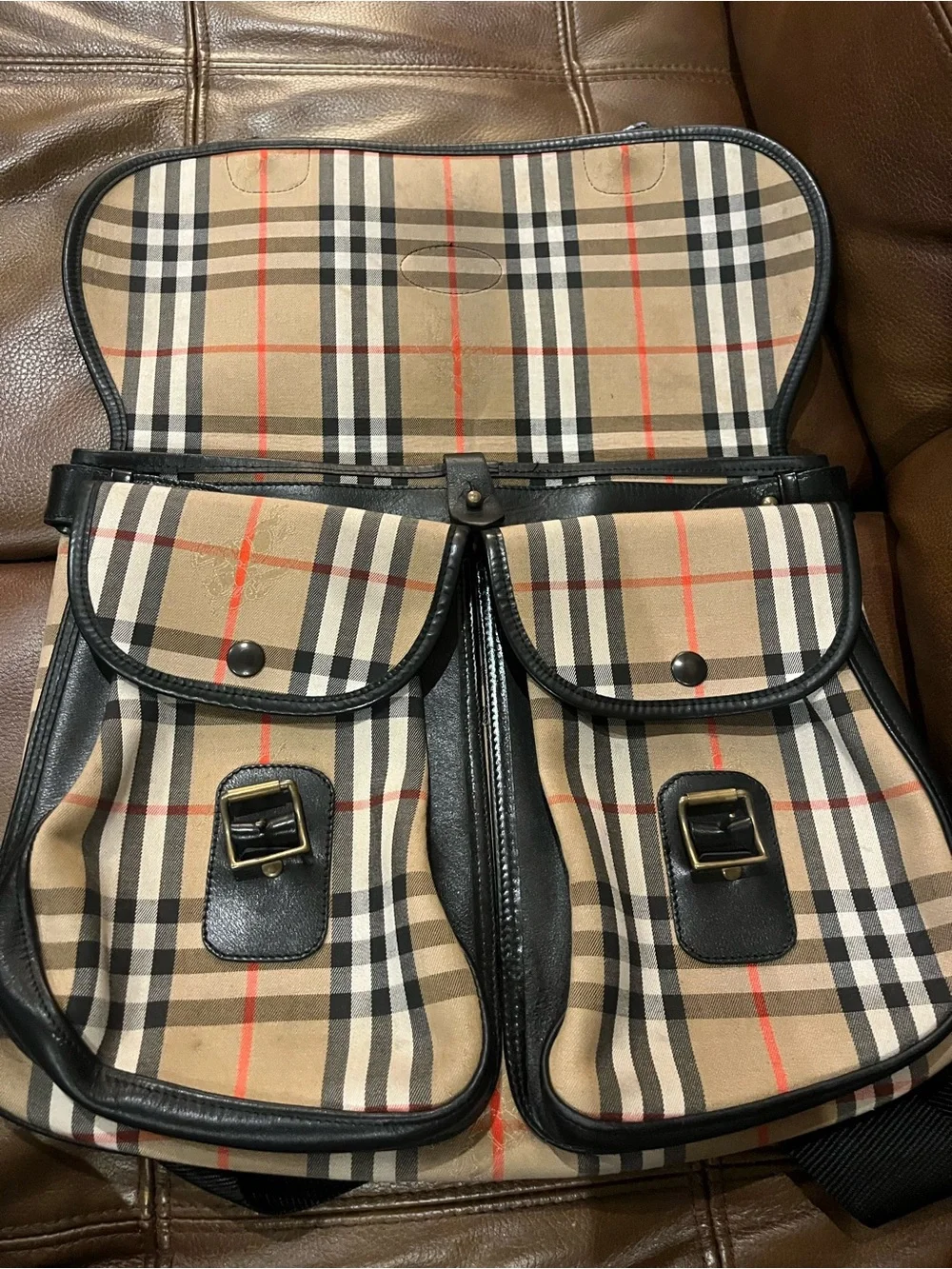 N/A stylish beige