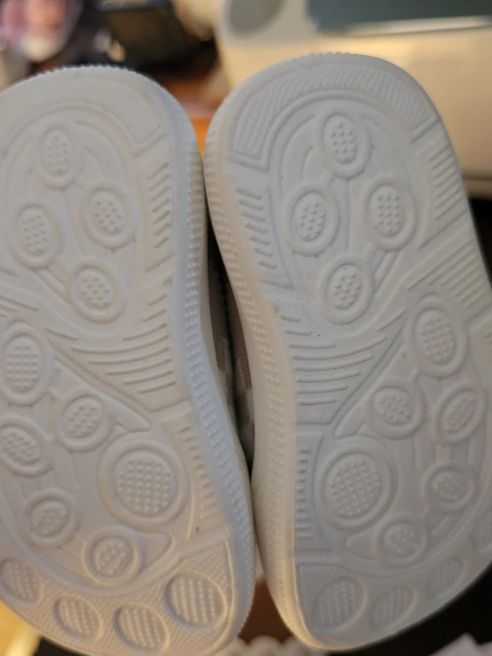 Stepping Stones beige check