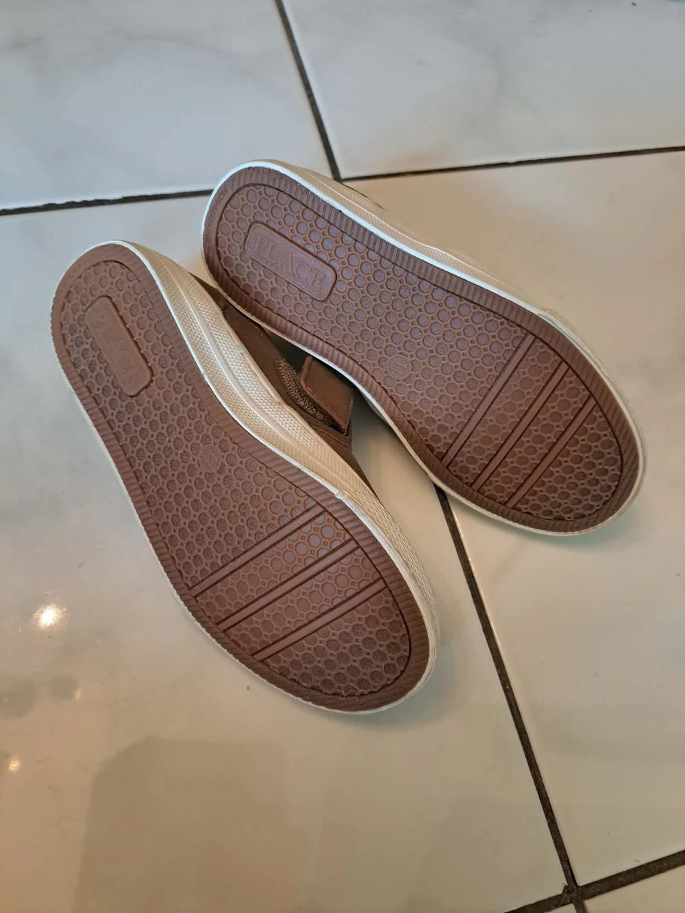 The Childrens Place comfortable slip