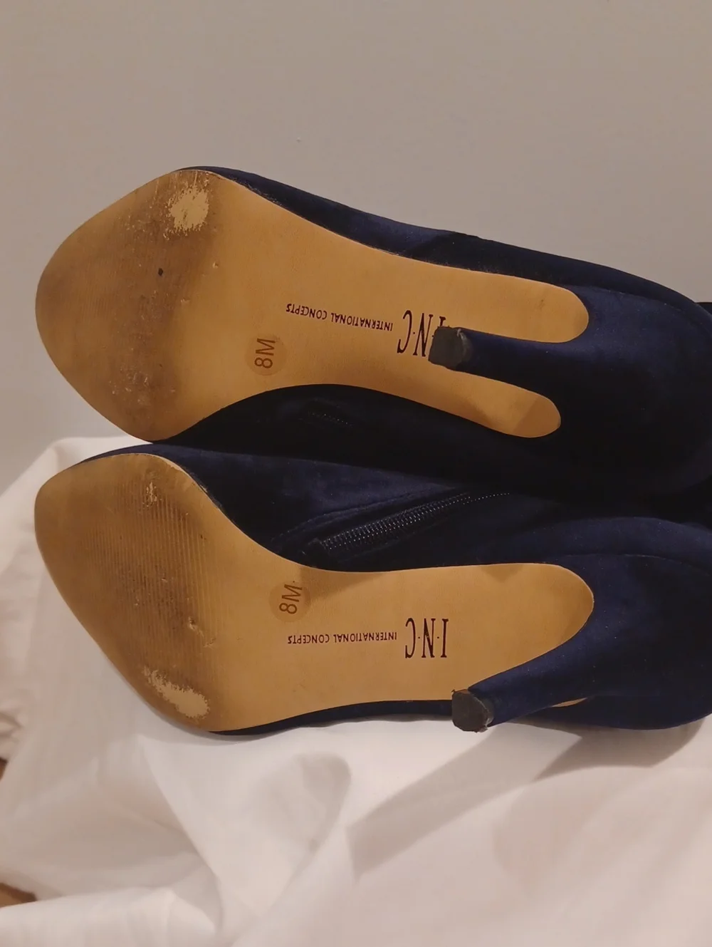INC International Concepts elegant knee